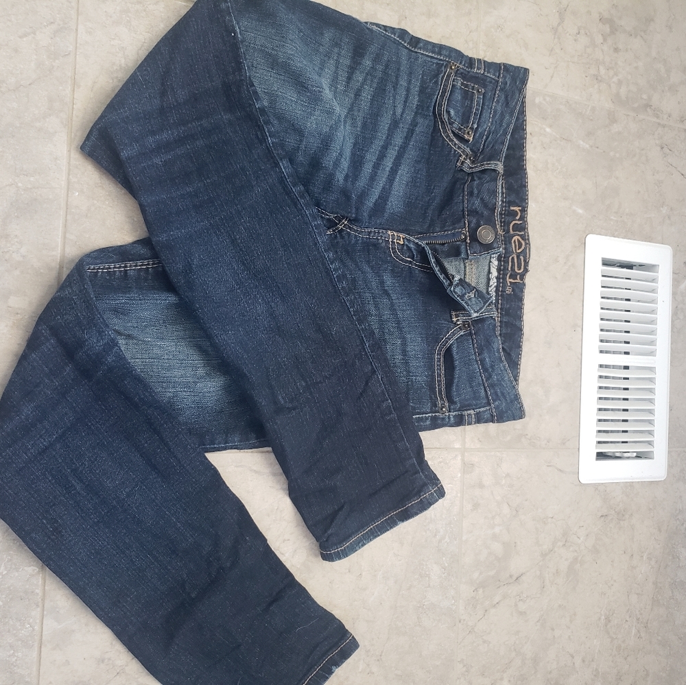Rue 21 straight leg jeans size 3/4